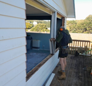 Installing pvc windows Tawa